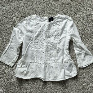 White eyelet 3/4 sleeve shirt